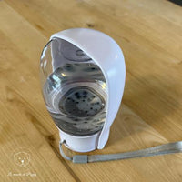 Gourde d'eau portable 2 en 1 pour votre chien en promenade | DogBottle™ - Le monde de Poppy